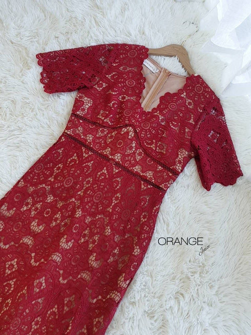ORANGE JUICE Elegant Lacey V-Neckline Half Sleeves Long Dress